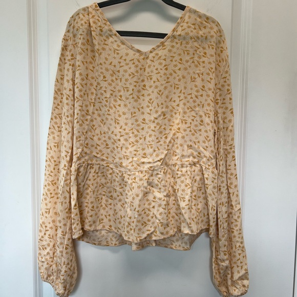 NWT juniors open back top - Picture 1 of 3